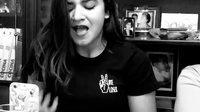 Te has perdido quien soy Vanessa Martín (cover sara) смотреть онлайн