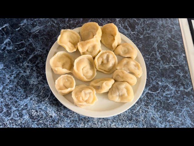 Пельмени домашние.способы быстрой лепки пельменей.соус к пельменям.