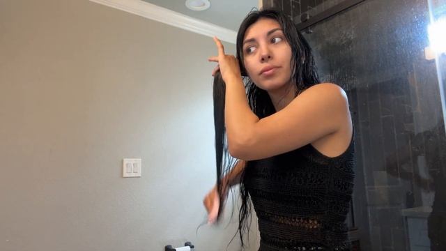 CUTTING AND DYING MY OWN HAIR!! 🌺 GARNIER OLIA BLACK HAIR DYE смотреть онлайн