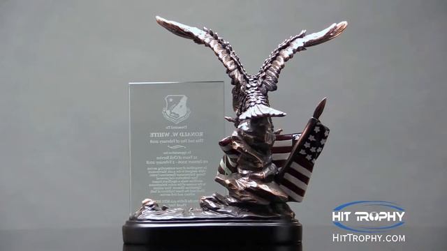 Eagle Sculpture with American Flag & Glass Plate RFB805 with Free Personalization