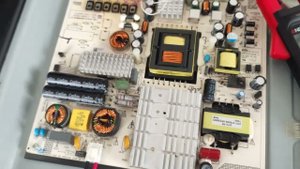 DEXP F55B7000T - Ремонт + Ограничение тока подсветки.