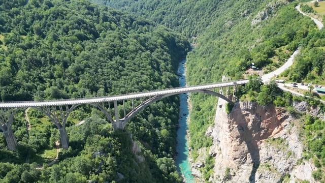 Montenegro, 2022 смотреть онлайн