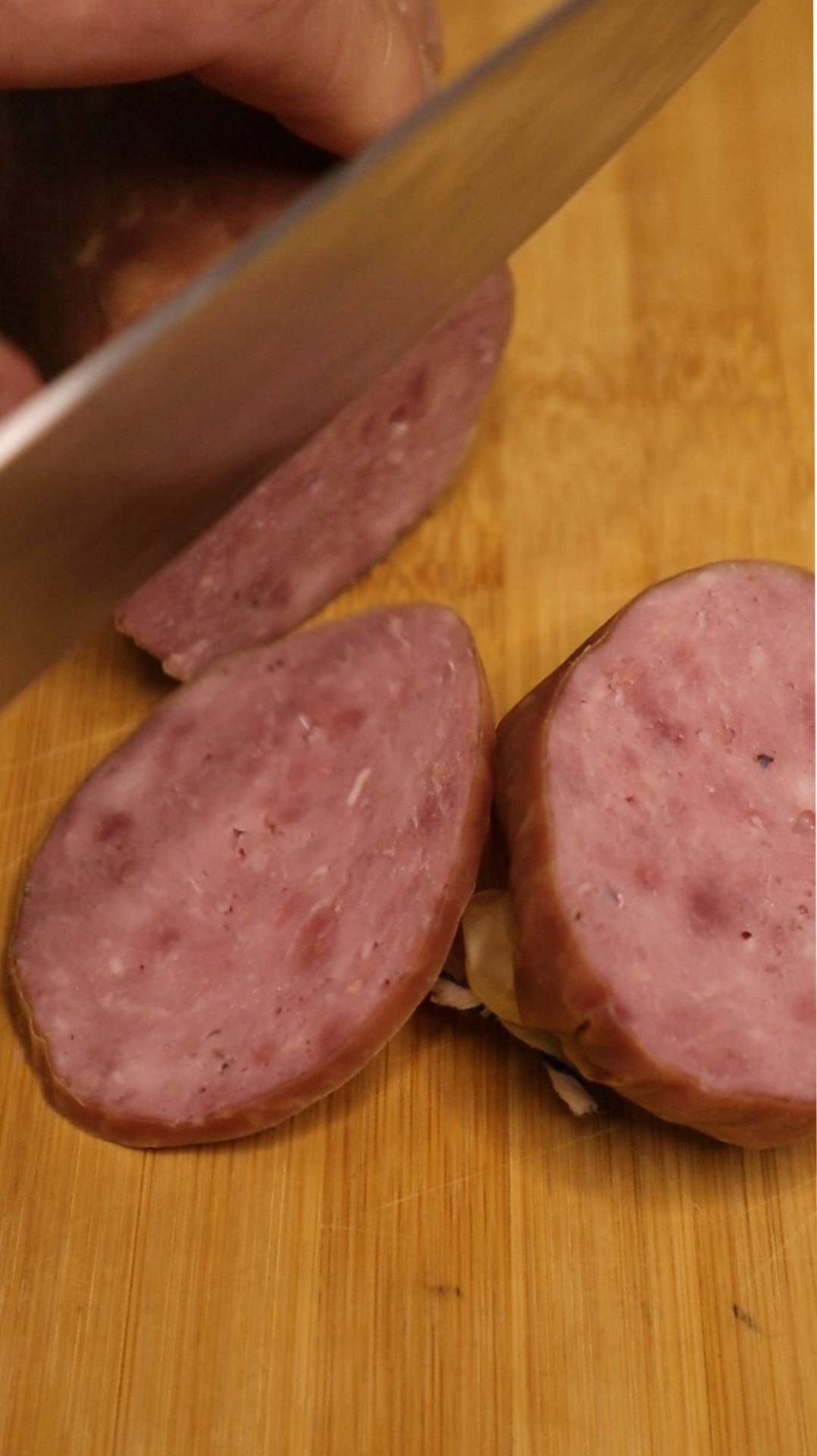 Вкусная колбаса из лося! / pork and elk sausage смотреть онлайн