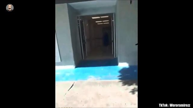 Karanlıkta İzlerken Dikkatli Olun! - V16 смотреть онлайн