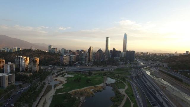 Santiago desde el aire - Rentadrone.cl смотреть онлайн
