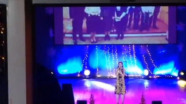 Анастасия Порфирьева и Иван Возмилов поздравляют УрГЭУ с Новым 2016 Годом смотреть онлайн