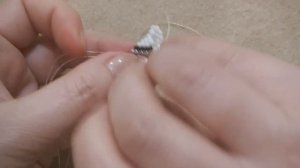 Жгут из бисера иглой на основе кожаного ремешка