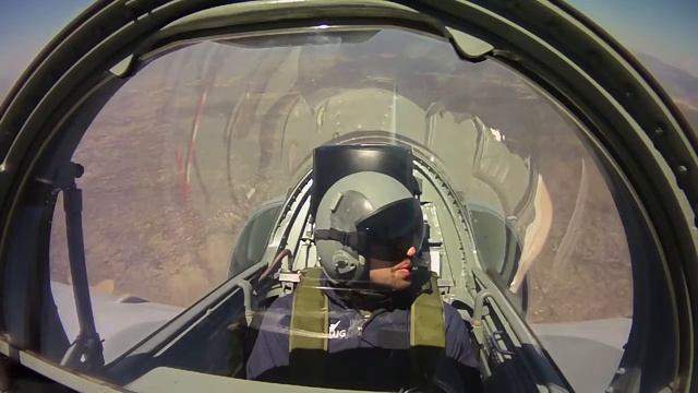 Lukas is going to Top Gun with Aero L-39 Albatros, Aerobatics, Low-Level, Top Speed, California смотреть онлайн