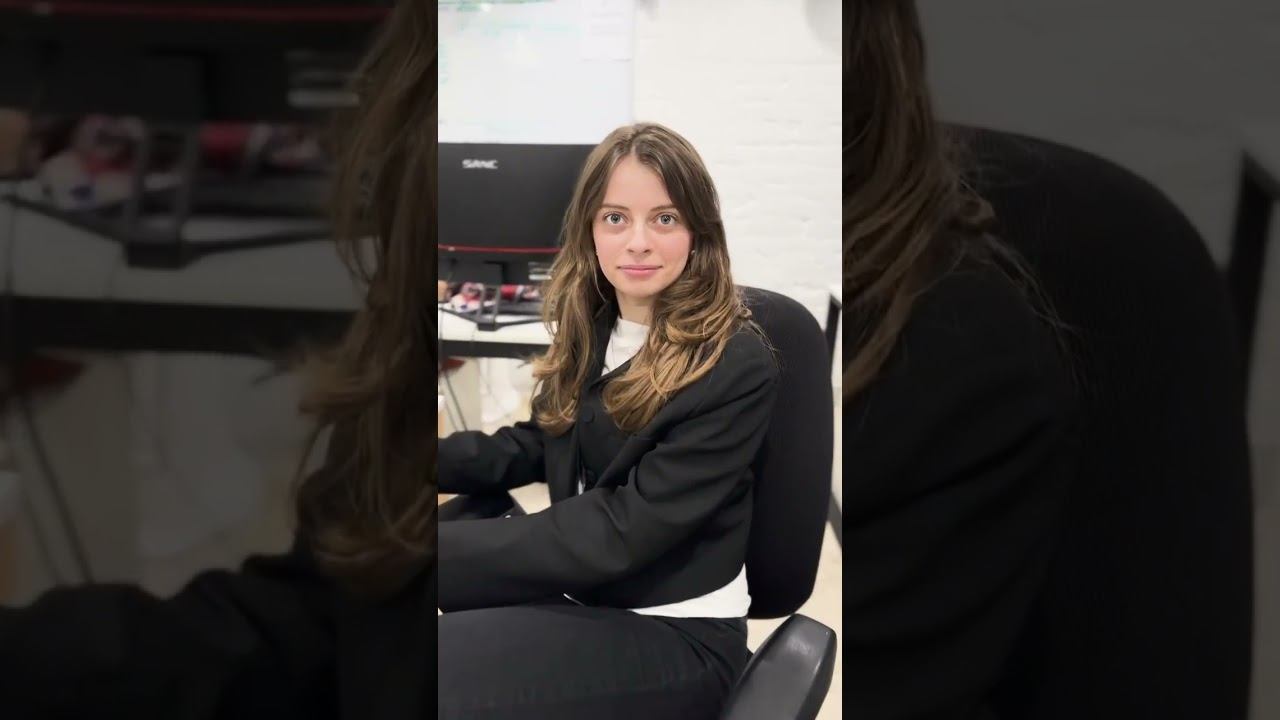 Показалось или нет? Гринч в офисе смотреть онлайн