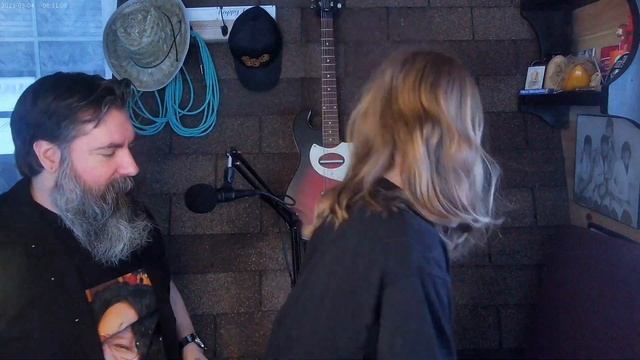 Pip, Dad and Music Podcast Ep. 14 Journey - Frontiers Track 1 Separate Ways смотреть онлайн