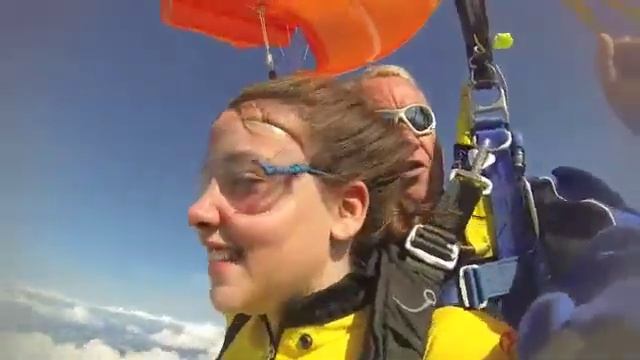 Tandem de Marie le 26 juillet 2013 à Cerfontaine avec Eugène смотреть онлайн