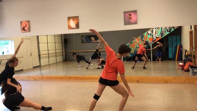 Say Something смотреть онлайн