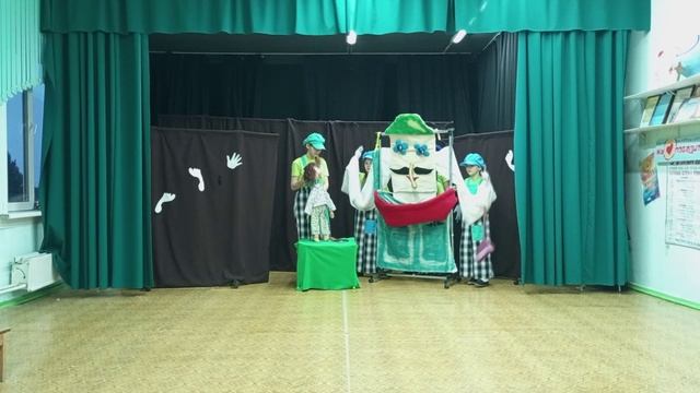 Кукольный спектакль по мотивам К.Чуковского "Мойдодыр"