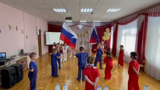 Патриотический танец "Я Русский" смотреть онлайн