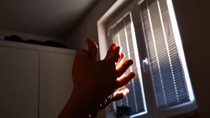 Слёзы Изольды - Больно