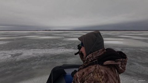 Ледовая обстановка Волхов, Волховец - Птинов. Со льдом беда, рыбы нет…