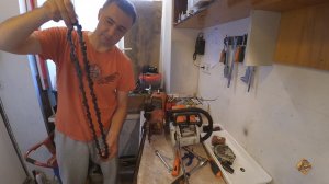 Полная разборка старой бензопилы Урал 2Т Электрон. Долгое нудное видео. Russian Chainsaw.