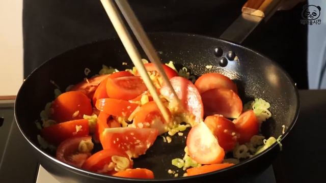 [SUB] 토마토 달걀 볶음 만들기ㅣ이상하게 맛있는 맛ㅣSTIR-FRIED EGG WITH TOMATOㅣ西红柿炒鸡蛋