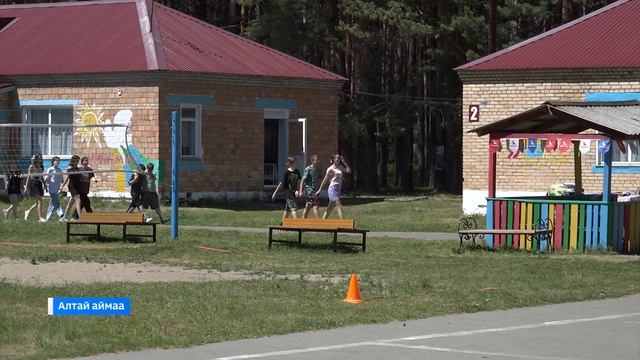 В лагере «Беркут» Алтайского района завершается смена юных лингвистов смотреть онлайн