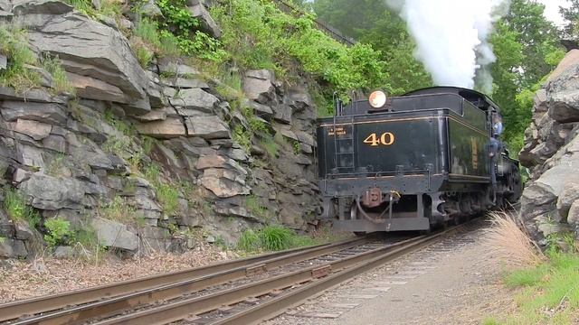 Valley Railroad Mikado 40 First Day of Service for 2017 Season смотреть онлайн
