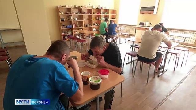 Чем занимаются осуждённые в новом исправительном центре в Воронеже|Вести Воронеж