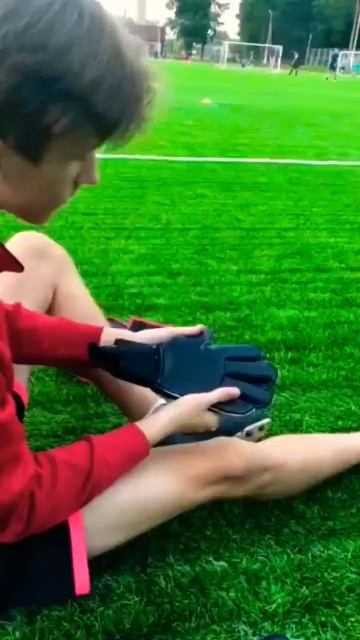 ВРАТАРСКИЕ ПЕРЧАТКИ REFLECTGK ⚫🟡 смотреть онлайн