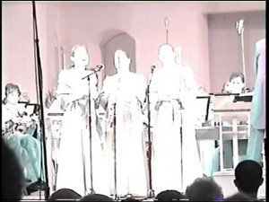 "У нас нонче субботея". Народная песня. Исполняет Трио ЛАДА.