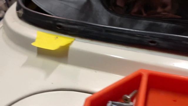 Abandoned car revival! MG gets a NEW soft top! смотреть онлайн