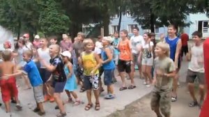 Зарядка в детском лагере ТУРИСТЁНОК