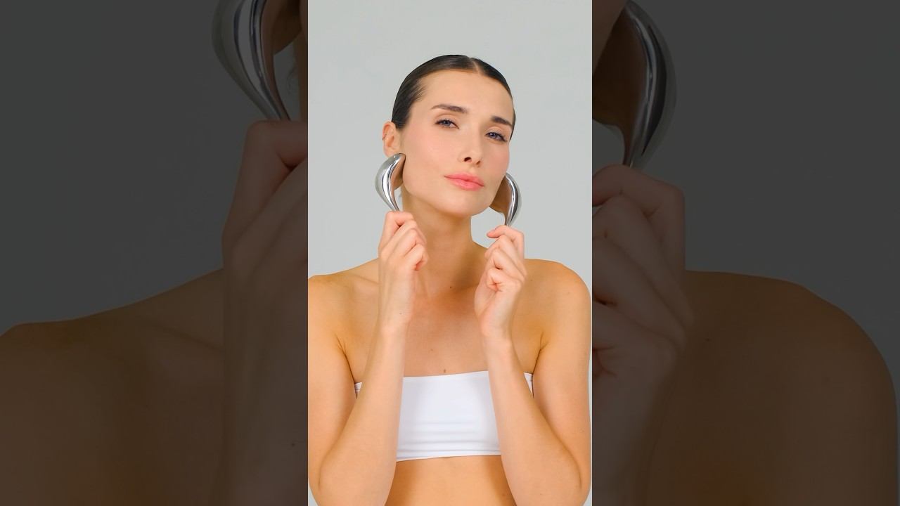 Крио массаж. Лучшее средство от отёков лица #shorts #beauty #массаж #марутака #marutaka #криомассаж смотреть онлайн