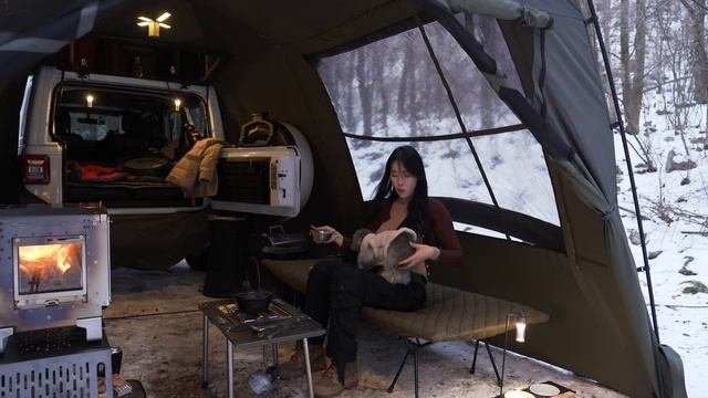 КИРИН OVERNIGHT SNOW CAMPING WITH A LUXURY CAR TENT