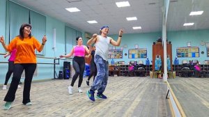 ZUMBA 🎶 Bachata Fusion - Con Ganas . Зажигательная танцевальная тренировка зумба.