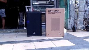 FITUR2 SPEAKER BEHRINGER DR115 DSP