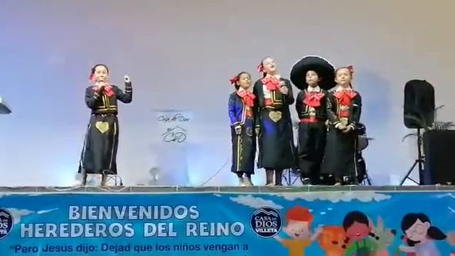 Esa viejecita de piel arrugada ( Celestial Dance casa de Dios Villeta ) смотреть онлайн