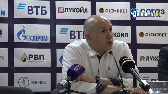 Дражен Анзулович прокомментировал разгромное поражение «Енисея» в матче с «Зенитом» смотреть онлайн