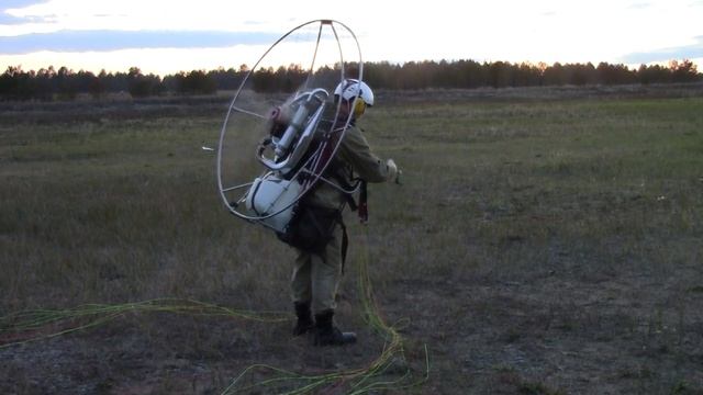 Взлет на параплане с мотором, сентябрь 2015 смотреть онлайн