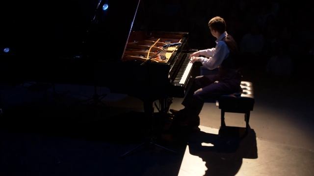 Michael McDowell - Mira Flores LIVE смотреть онлайн