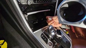 Как разобрать центральную консоль Bmw 8 серии.mp4