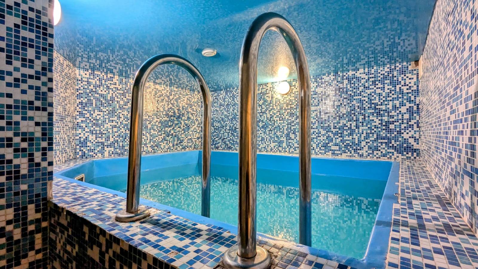 Дом на сутки в Казани | Коттедж с бассейном | Дом “Левченко” — обзор коттеджа смотреть онлайн