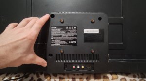 Как снять крышку с телевизора.