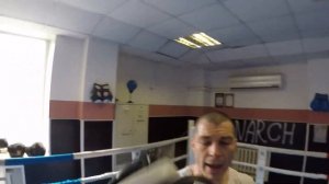 Бокс, работа на лапах