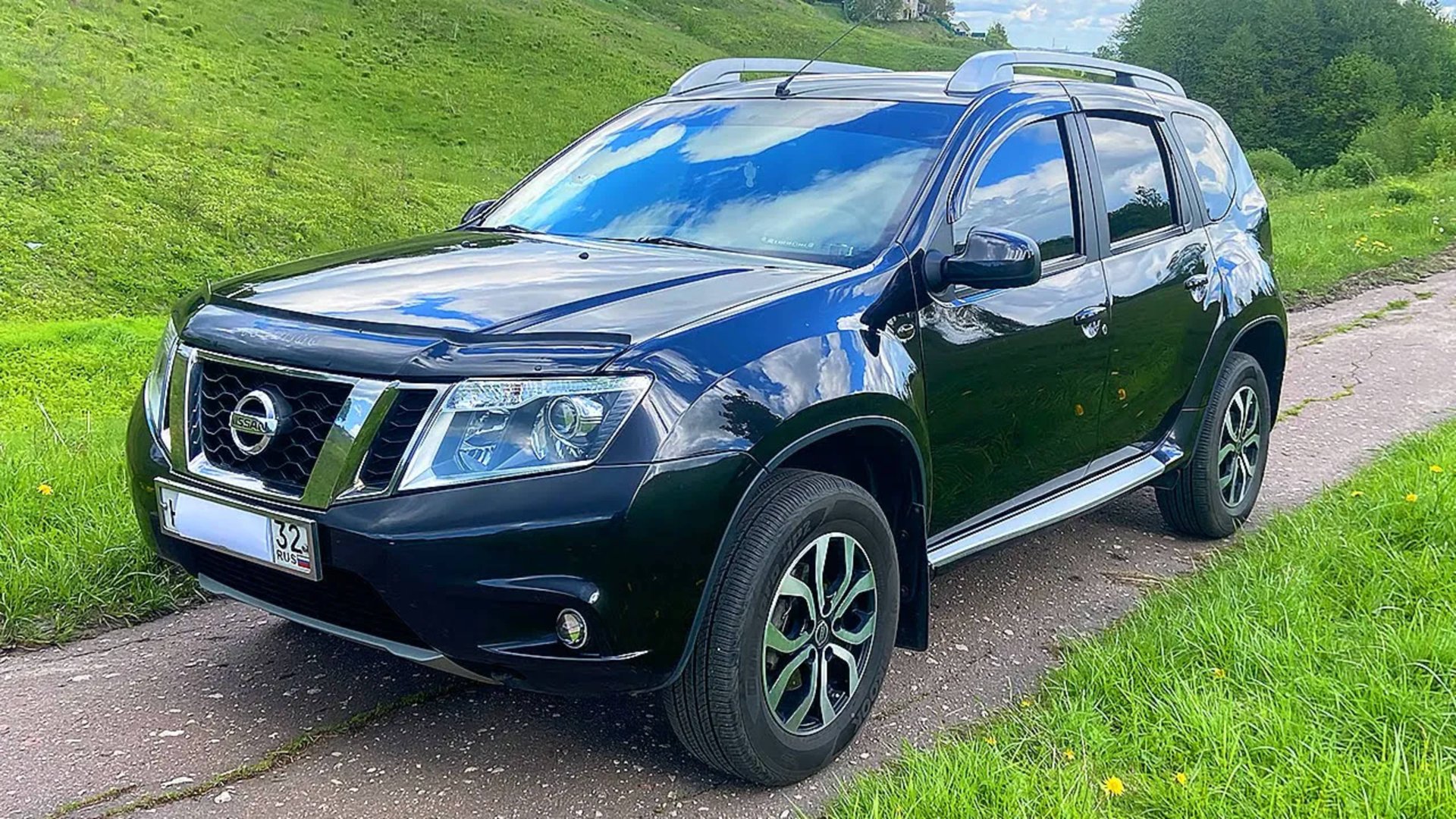 На что способен Nissan Terrano 1.6 МКПП?? смотреть онлайн