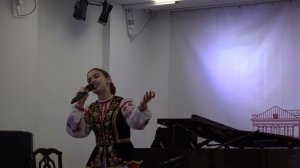 "Кнопочки баянные", муз. Виктора Темнова, сл. В. Бутенко, поёт Екатерина Лесовая.