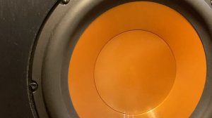 BASS TEST -KLIPSCH R-100SW -150WATTS -300€