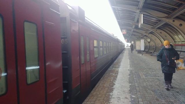 Электропоезд ЭД4М-0378 платформа Лось смотреть онлайн