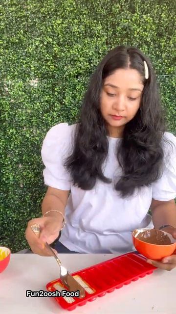 Hack to Make Yellow KitKat🍫at Home🏠 | Fun2oosh Food #shorts смотреть онлайн