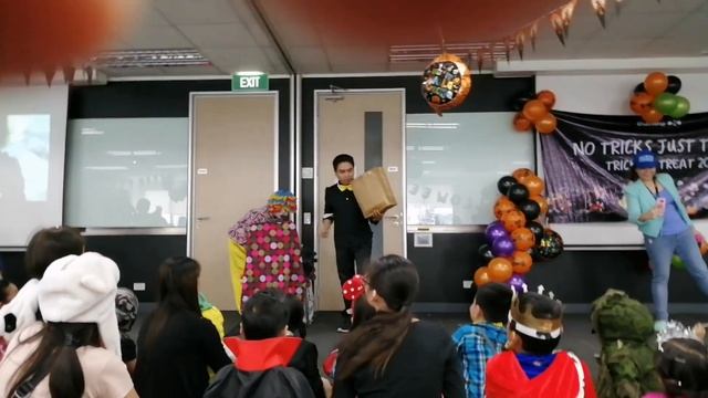 Trick or Treat 2019 @ DXC Technology | No Tricks Just Treats | Vlog #12 смотреть онлайн