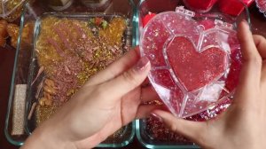 Смешивание слайма!  «ЗОЛОТО против РОЗЫ», косметика и других средства макияжа в слайм. ★ASMR★  видео