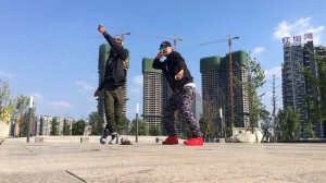 POPPIN JOHN замедление в совершенстве...