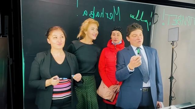 Türkiye'deki web seminerleri için video stüdyosu. Видеостудия для вебинаров в Турции смотреть онлайн